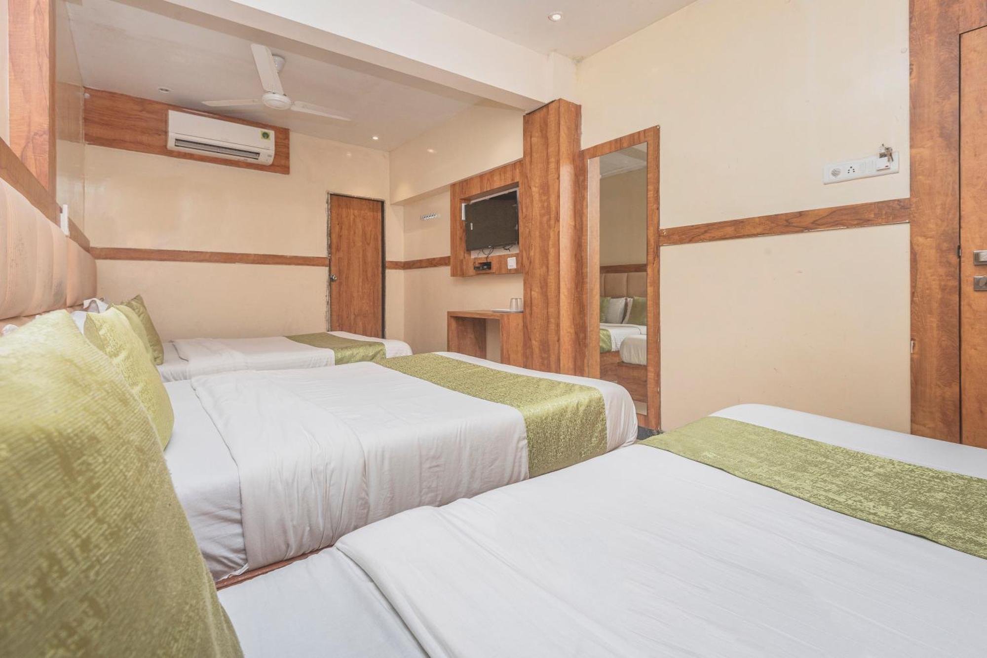 Hotel Al Madina Palace Mumbai Bagian luar foto